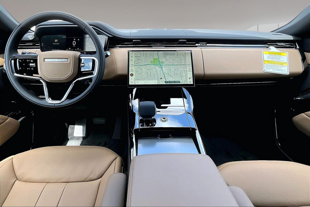 New 2027 Land Rover Range Rover Sport SE AWD/4WD image 5
