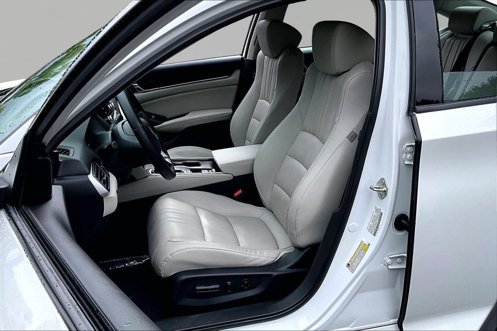 Used 2018 Honda Accord EX-L image 17