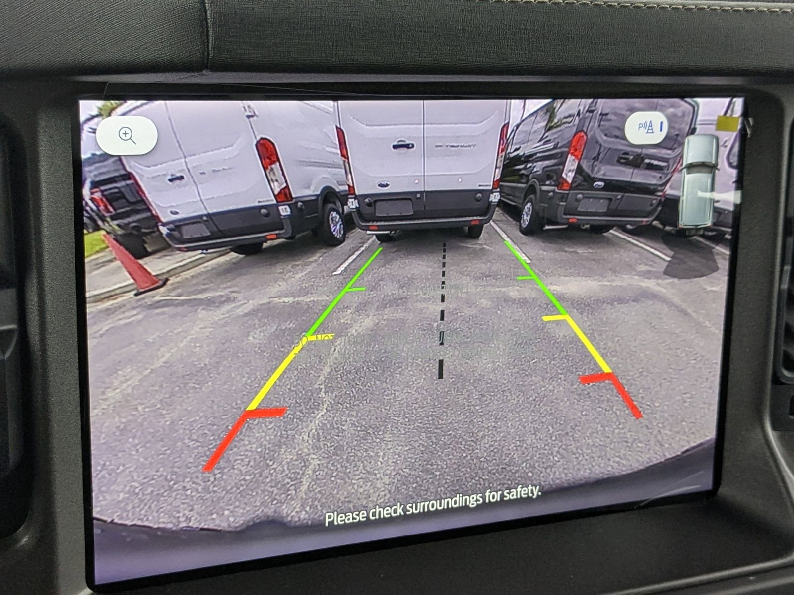 New 2025 Ford Bronco Badlands image 24