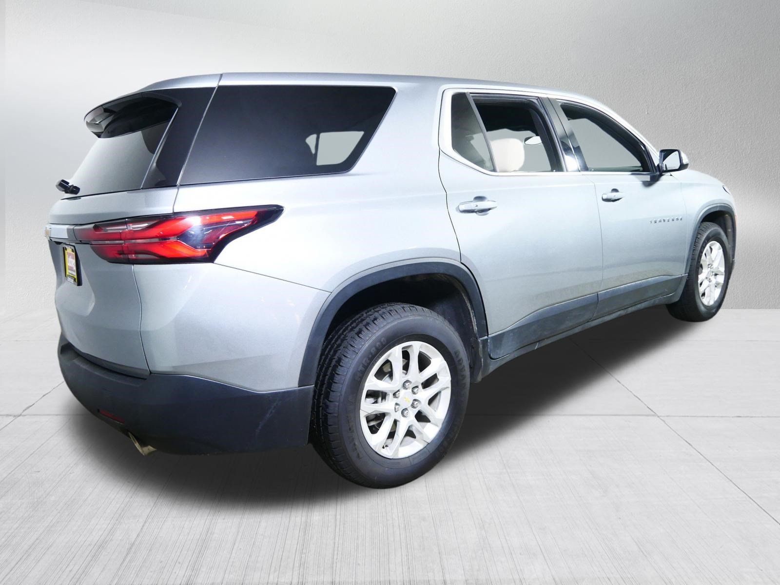 Certified 2024 Chevrolet Traverse LS w/ Safety Package AWD/4WD image 7