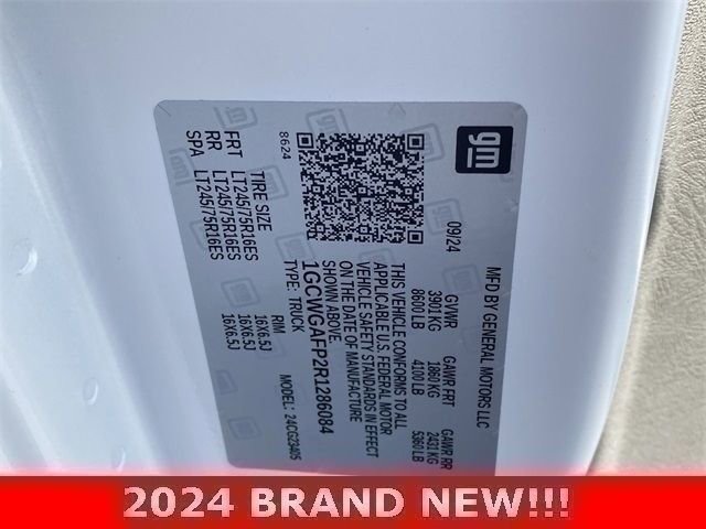 Used 2024 Chevrolet Express 2500 w/ Driver Convenience Package image 29