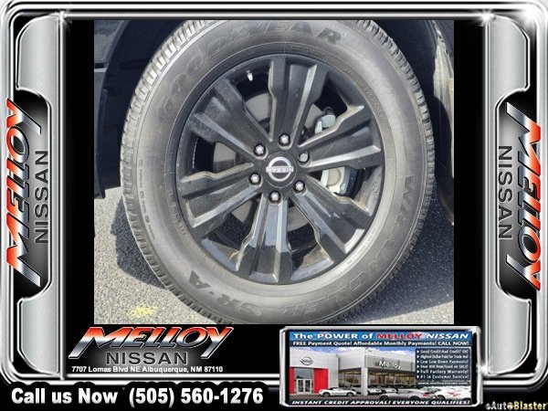 Certified 2024 Nissan Titan SV w/ SV Convenience Package RWD image 7