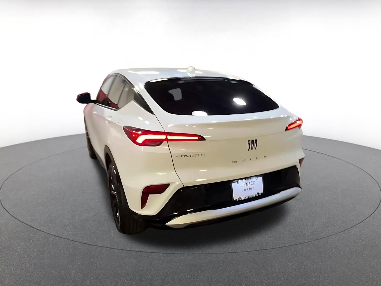 Used 2025 Buick Envista Sport Touring image 11