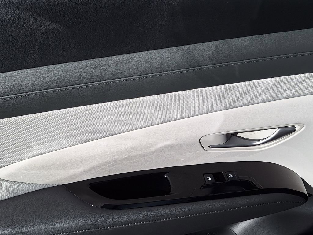 New 2025 Hyundai Tucson Limited image 14