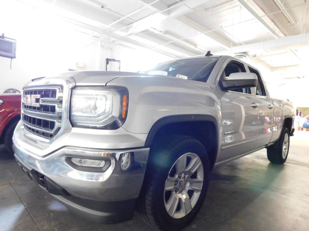 Used 2016 GMC Sierra 1500 SLE w/ SLE Value Package AWD/4WD image 7