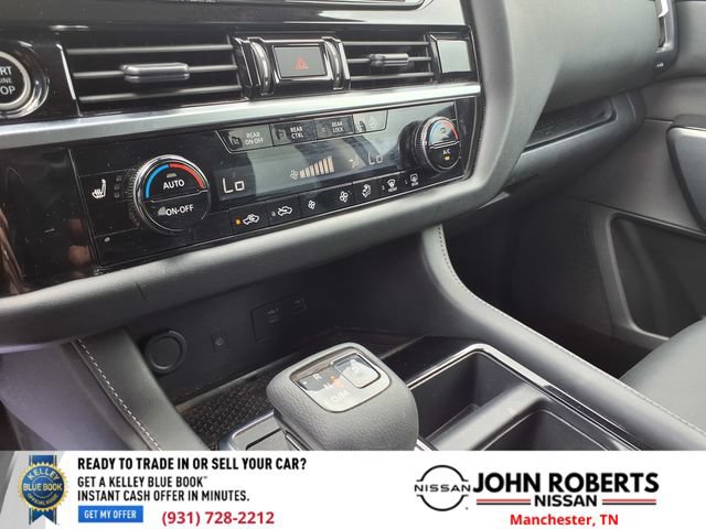 Used 2023 Nissan Pathfinder SL AWD/4WD image 31