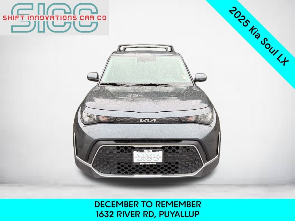 Used 2025 Kia Soul LX w/ LX Technology Package image 2