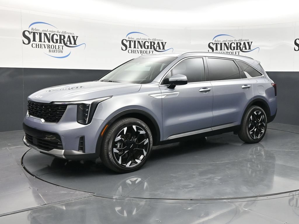 Used 2025 Kia Sorento EX FWD image 4