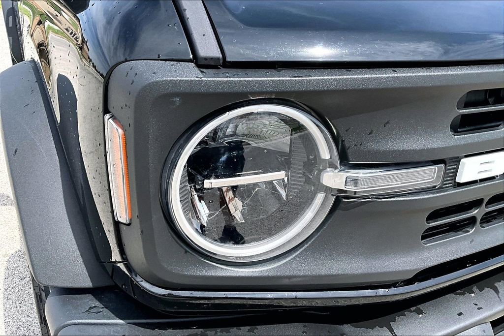 Used 2022 Ford Bronco Black Diamond image 28
