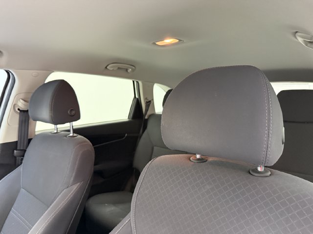 Used 2018 Kia Sorento L FWD image 24