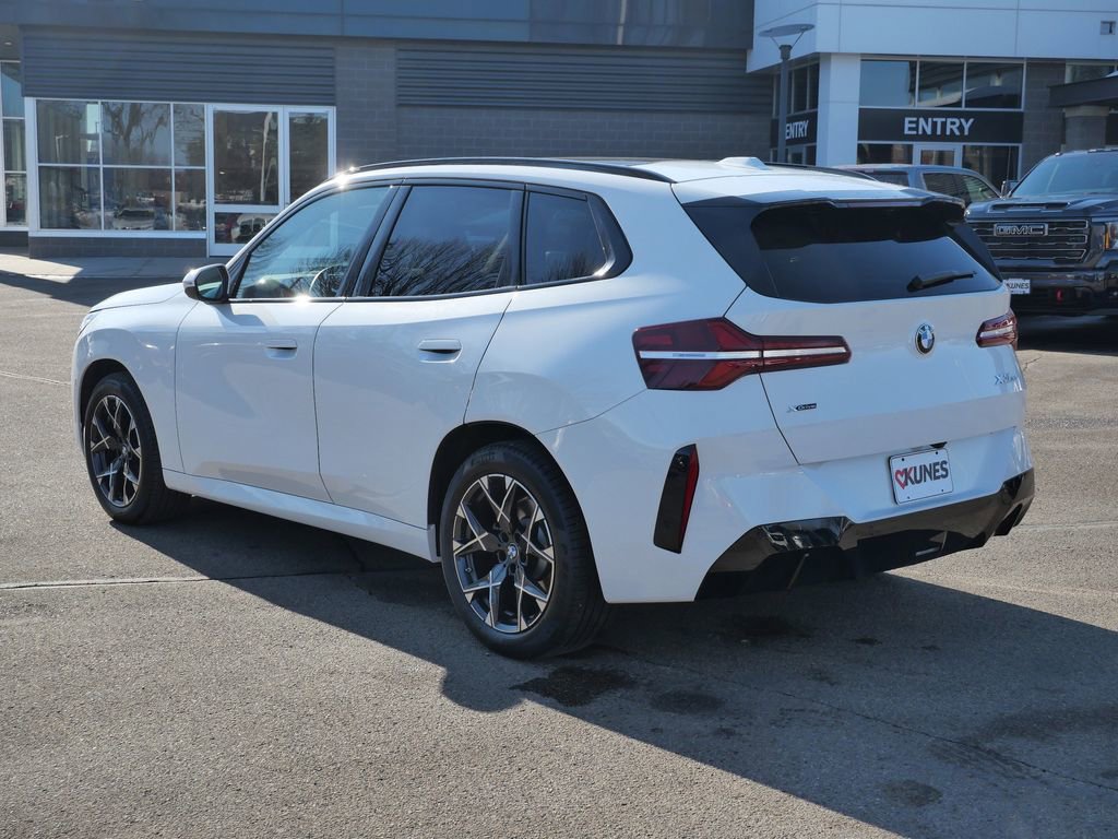Used 2025 BMW X3 xDrive30i w/ M Sport Package image 7