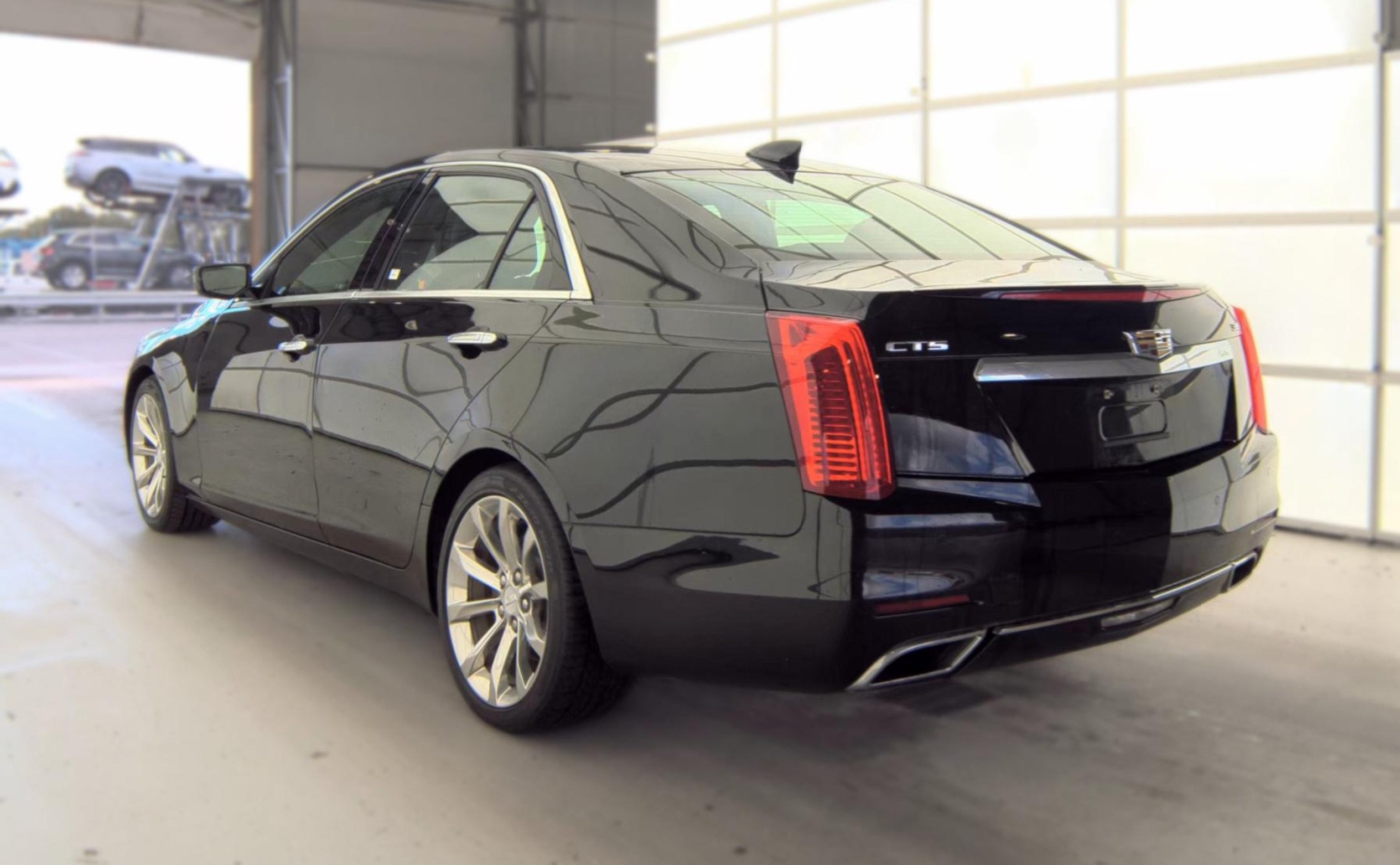 Used 2016 Cadillac CTS Premium RWD image 4