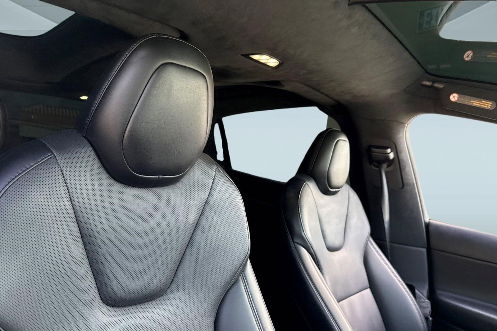 Used 2024 Tesla Model X image 24