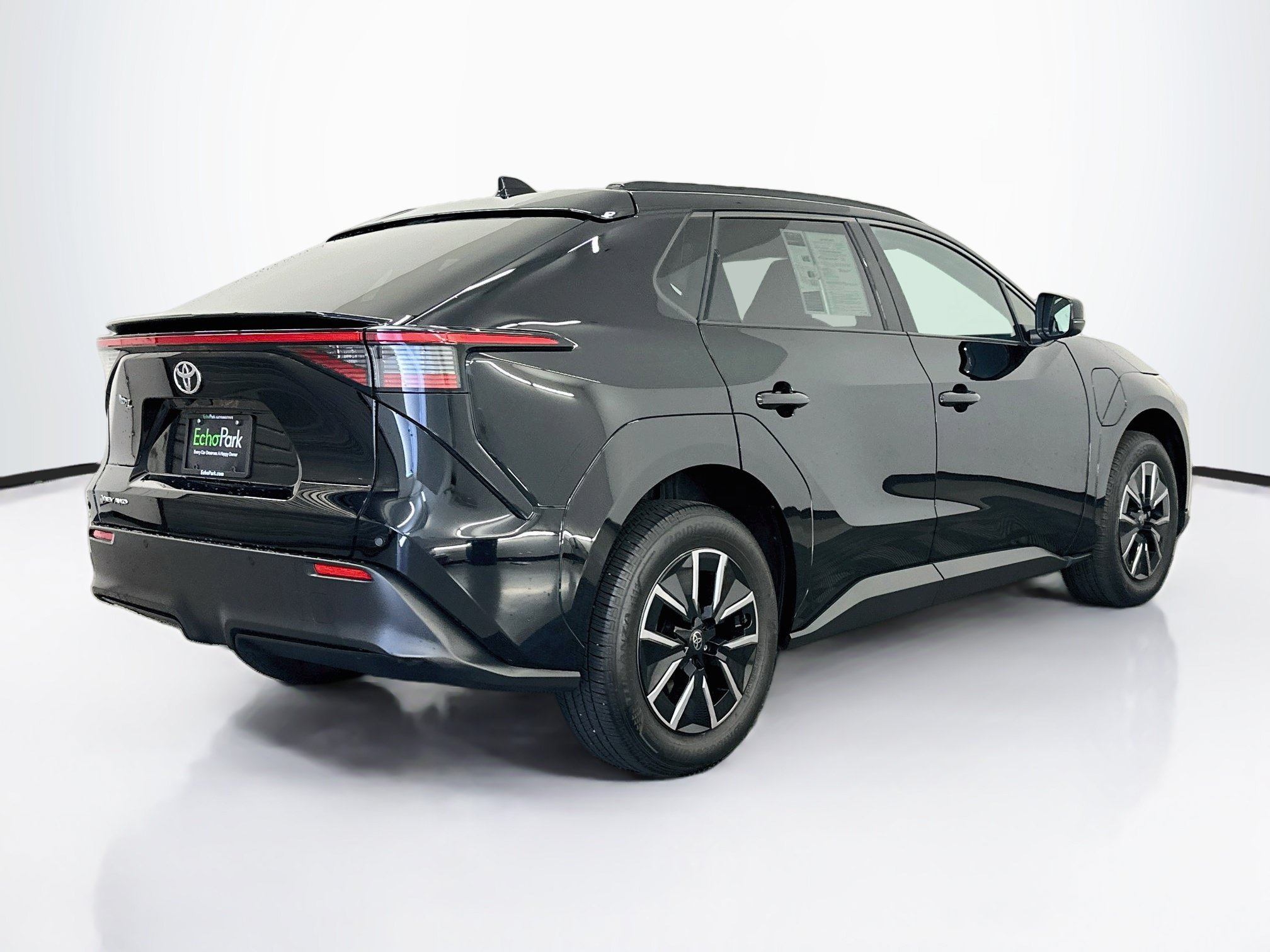 Used 2026 Toyota bZ AWD/4WD image 9