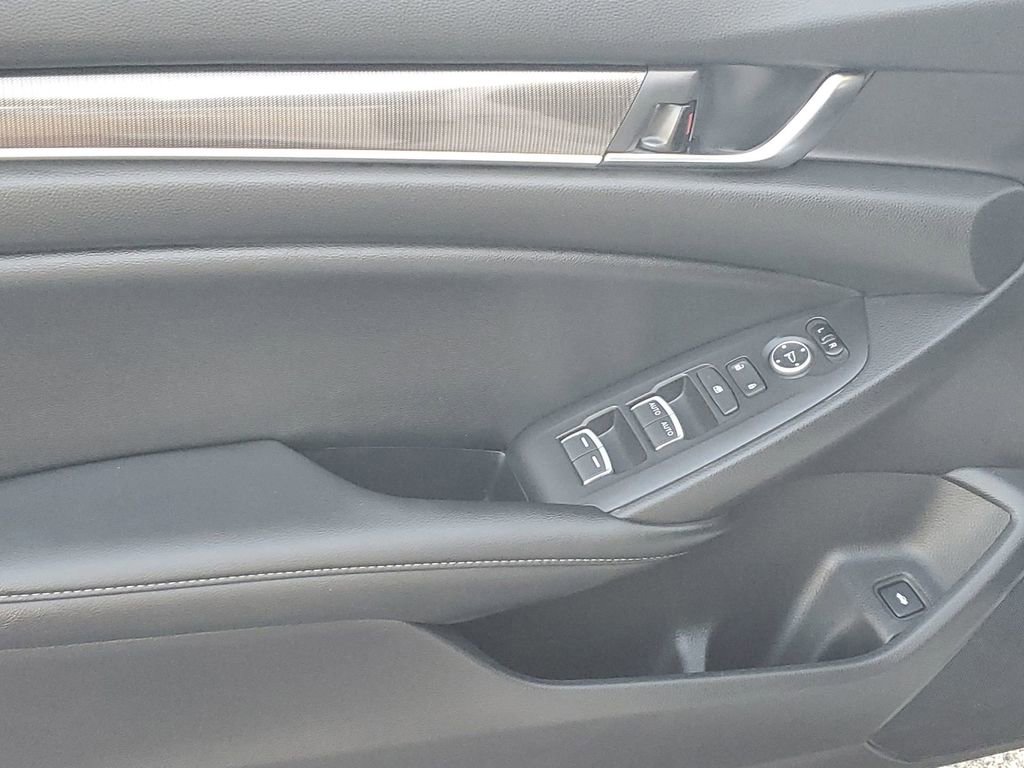 Used 2021 Honda Accord Sport image 31