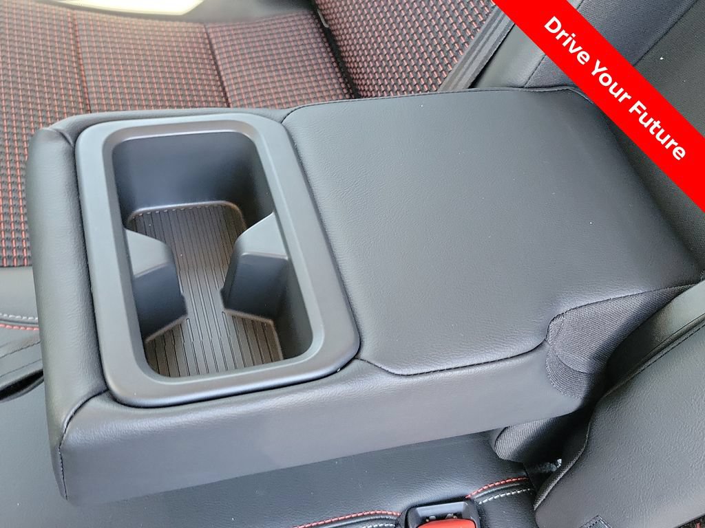 Certified 2025 Nissan Kicks SR FWD image 24