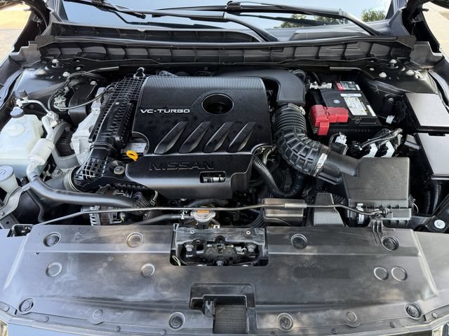 Used 2023 Nissan Altima 2.0 SR FWD image 33