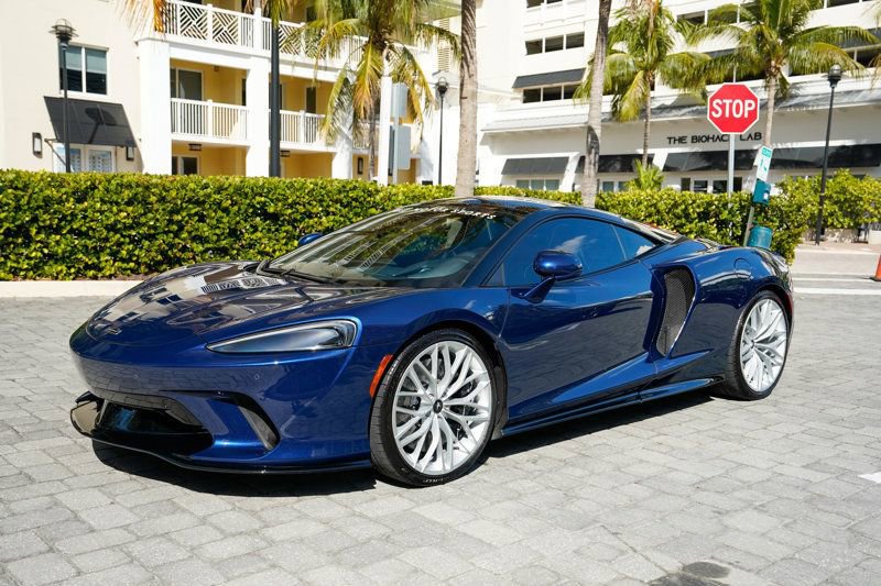 Used 2023 McLaren GT image 10