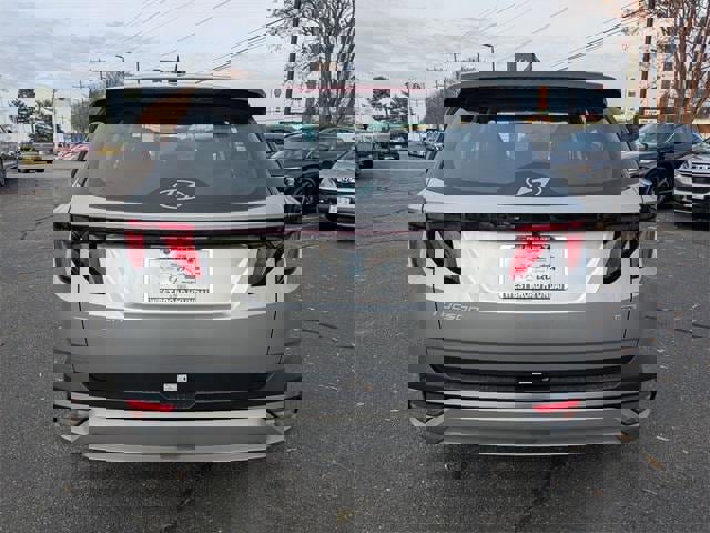 New 2026 Hyundai Tucson SE image 5