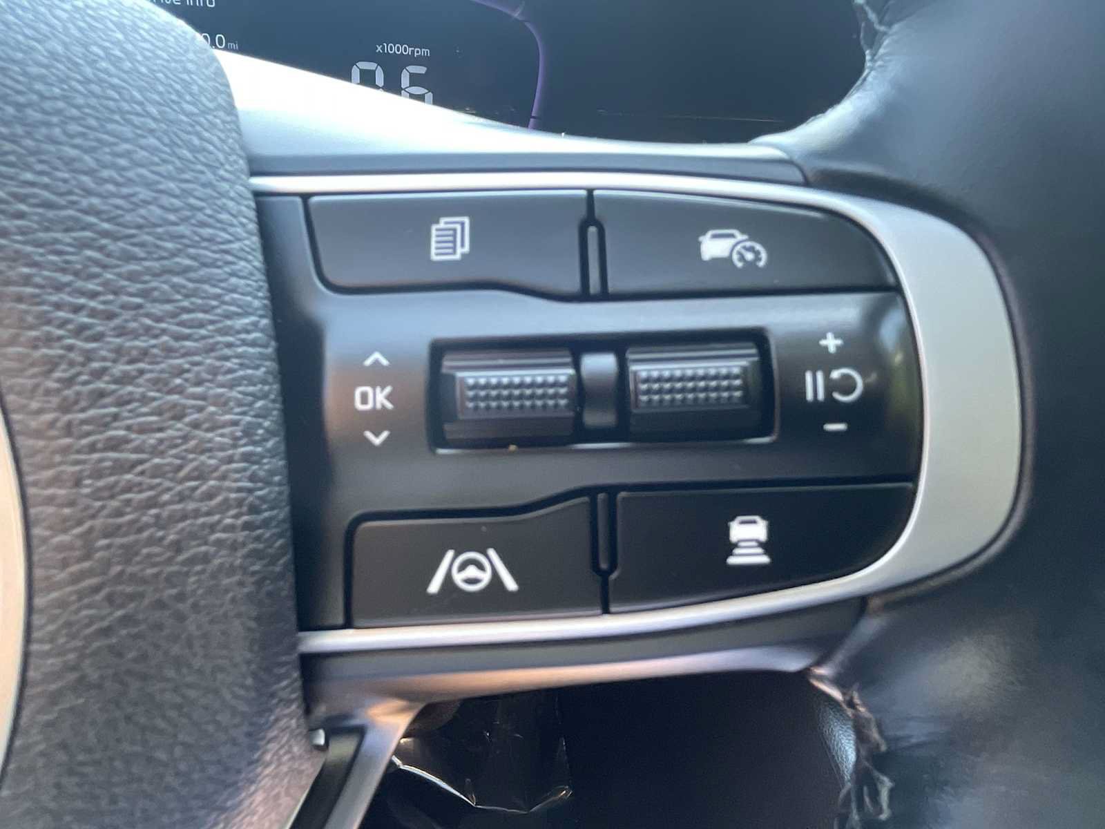 Used 2024 Kia Sportage EX FWD image 15