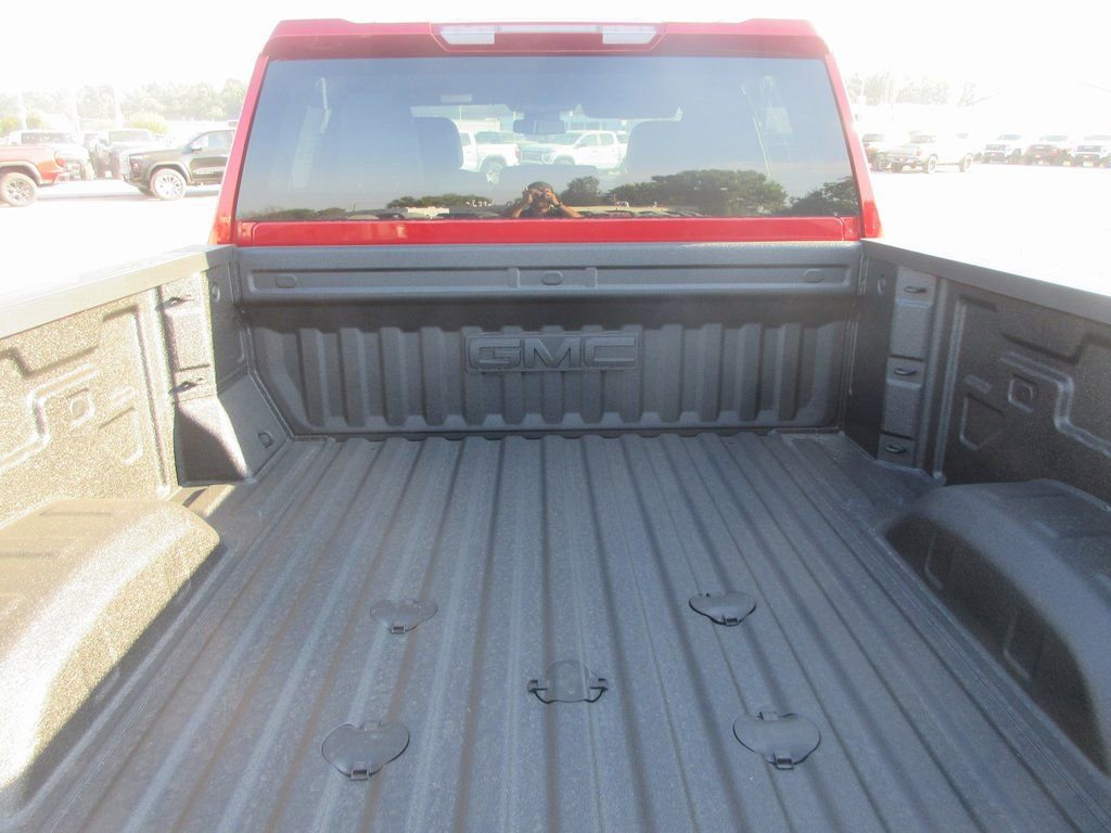 New 2026 GMC Sierra 2500 SLT image 8