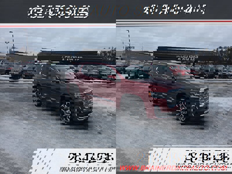 Used 2021 GMC Acadia Denali w/ Denali Ultimate Package image 2