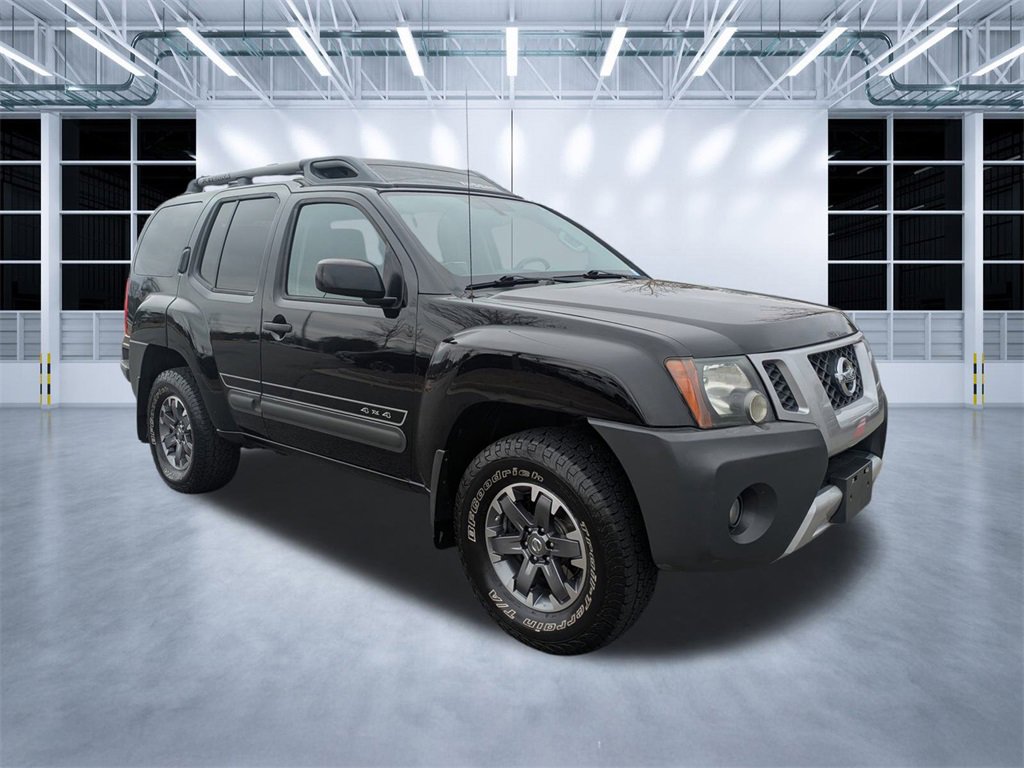 Used 2015 Nissan Xterra S w/ Value Package image 2