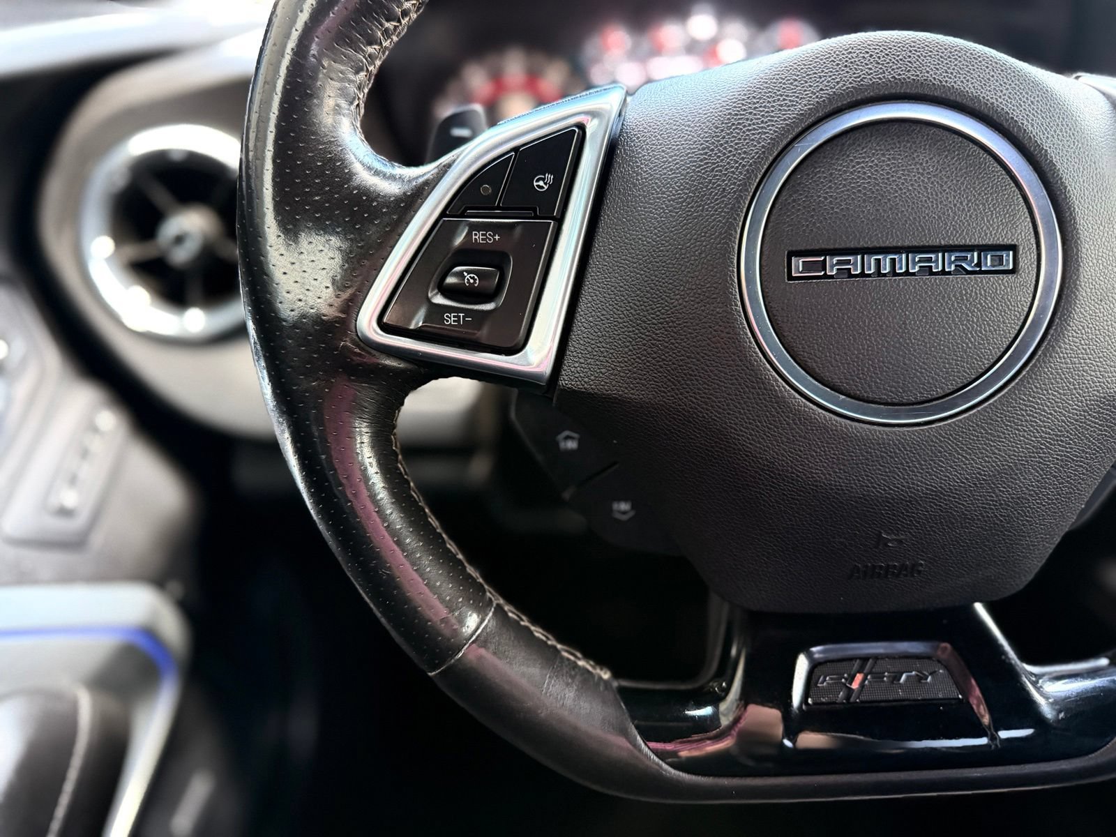 Used 2017 Chevrolet Camaro LT RWD image 26
