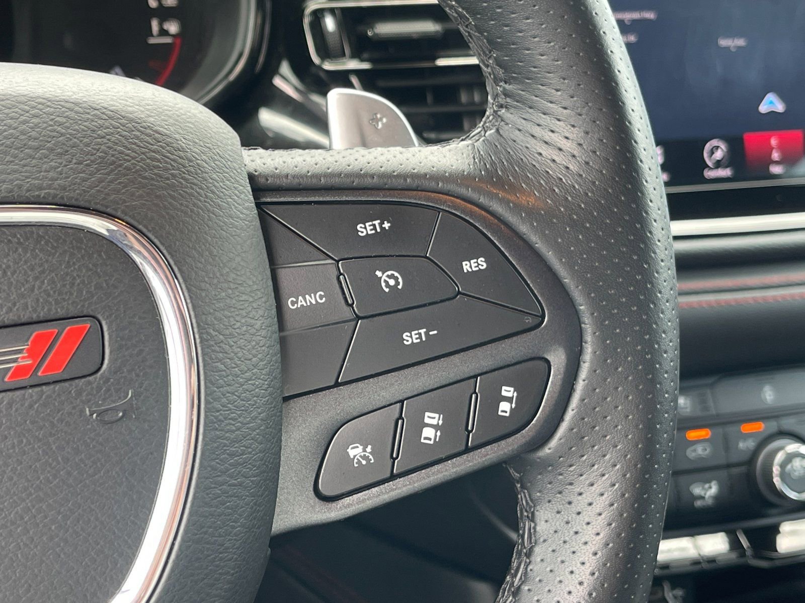 Used 2025 Dodge Durango R/T AWD/4WD image 30