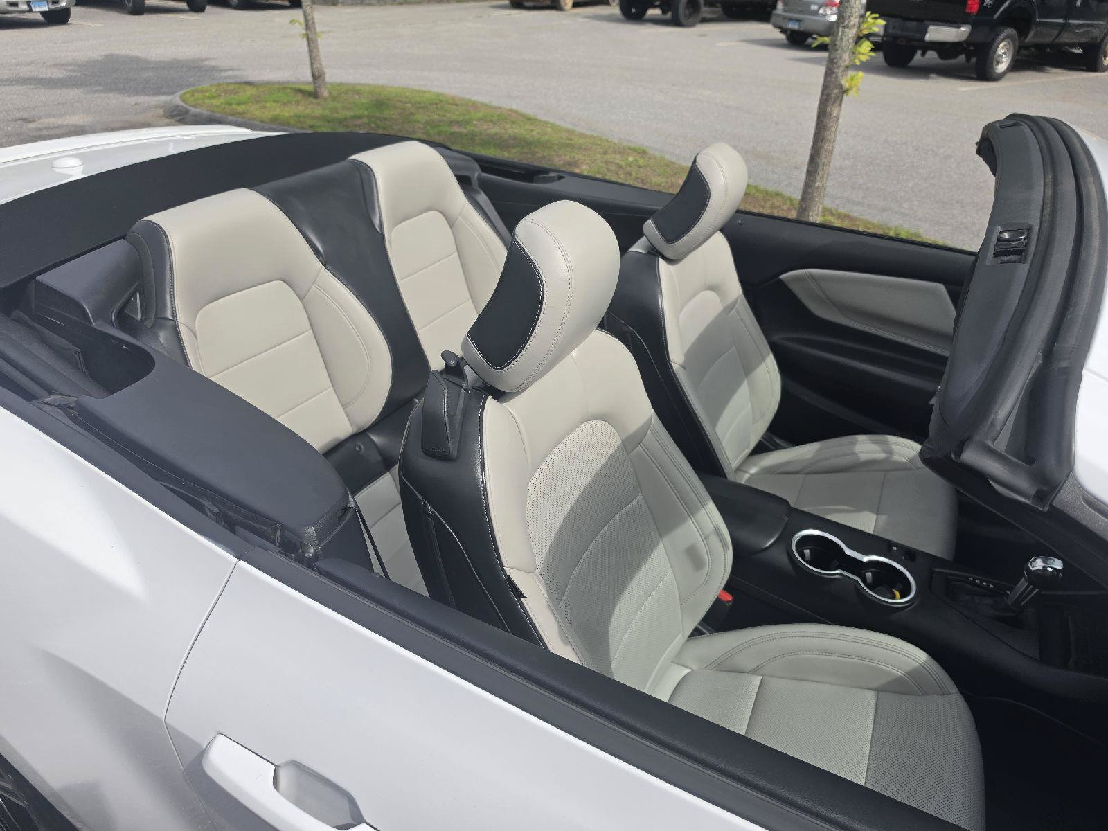 Used 2024 Ford Mustang Premium RWD image 2