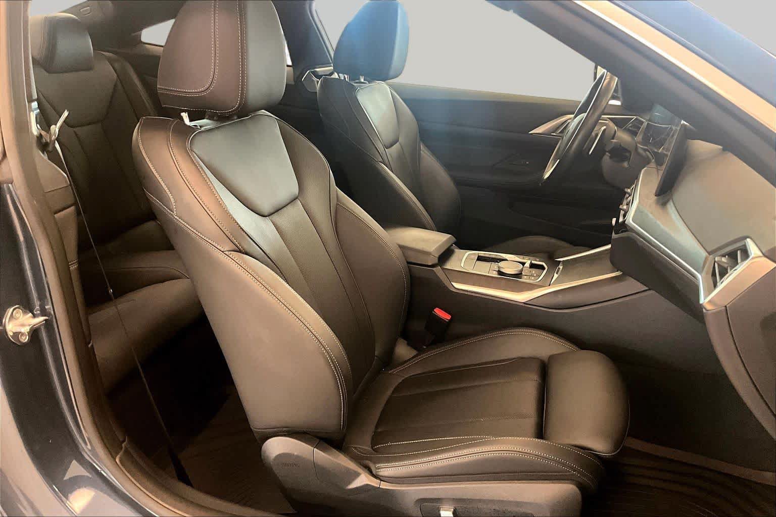 Used 2024 BMW 430i Coupe w/ Convenience Package RWD image 8