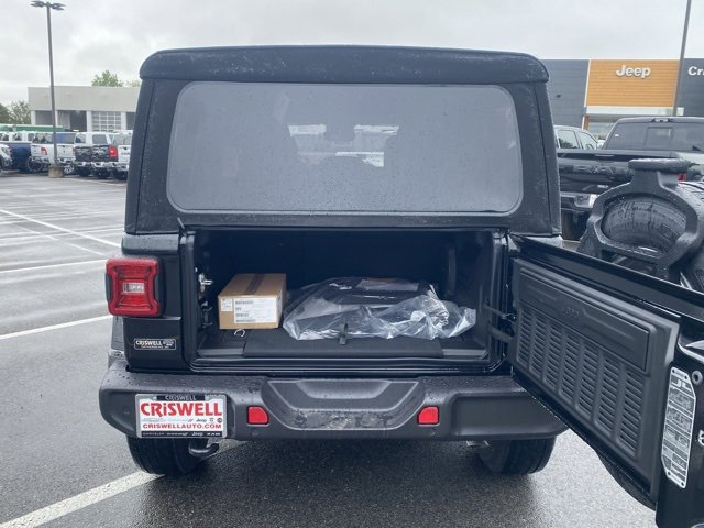 New 2025 Jeep Wrangler Sahara image 7