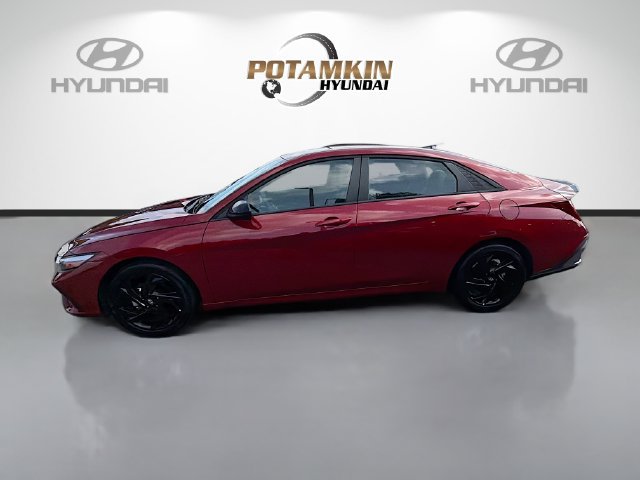 Certified 2026 Hyundai Elantra Sport FWD image 9