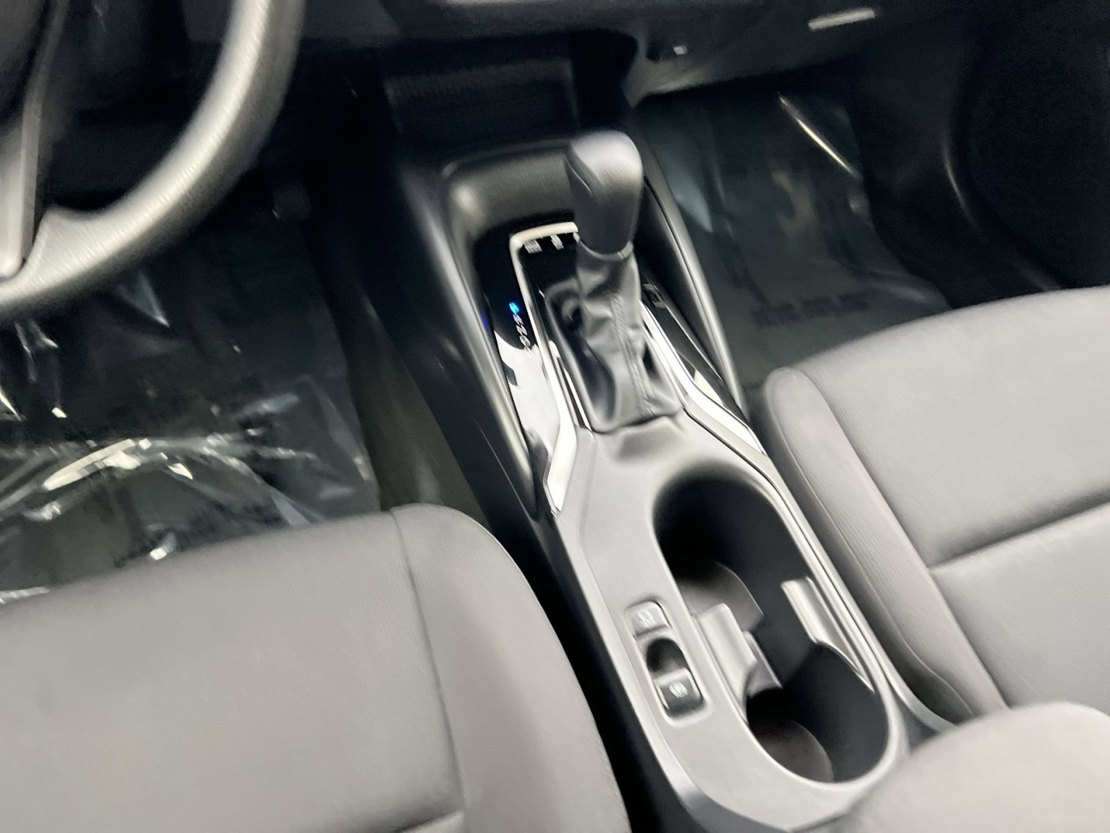 Used 2023 Toyota Corolla LE w/ LE Convenience Package image 21