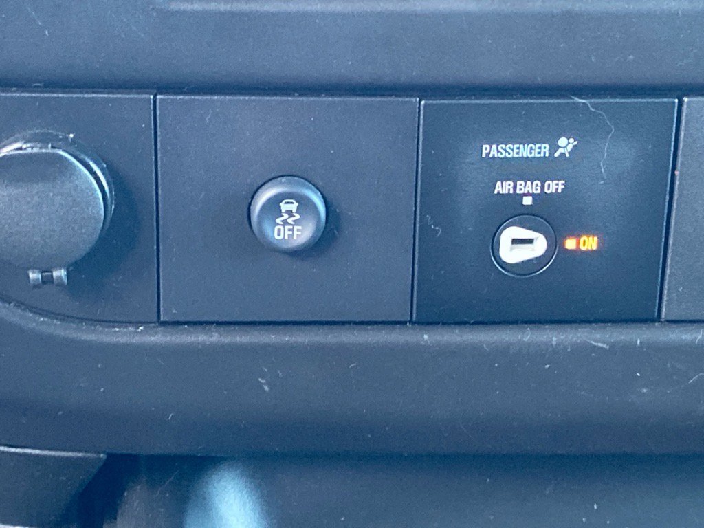 Used 2023 GMC Savana 2500 w/ Driver Convenience Package image 12