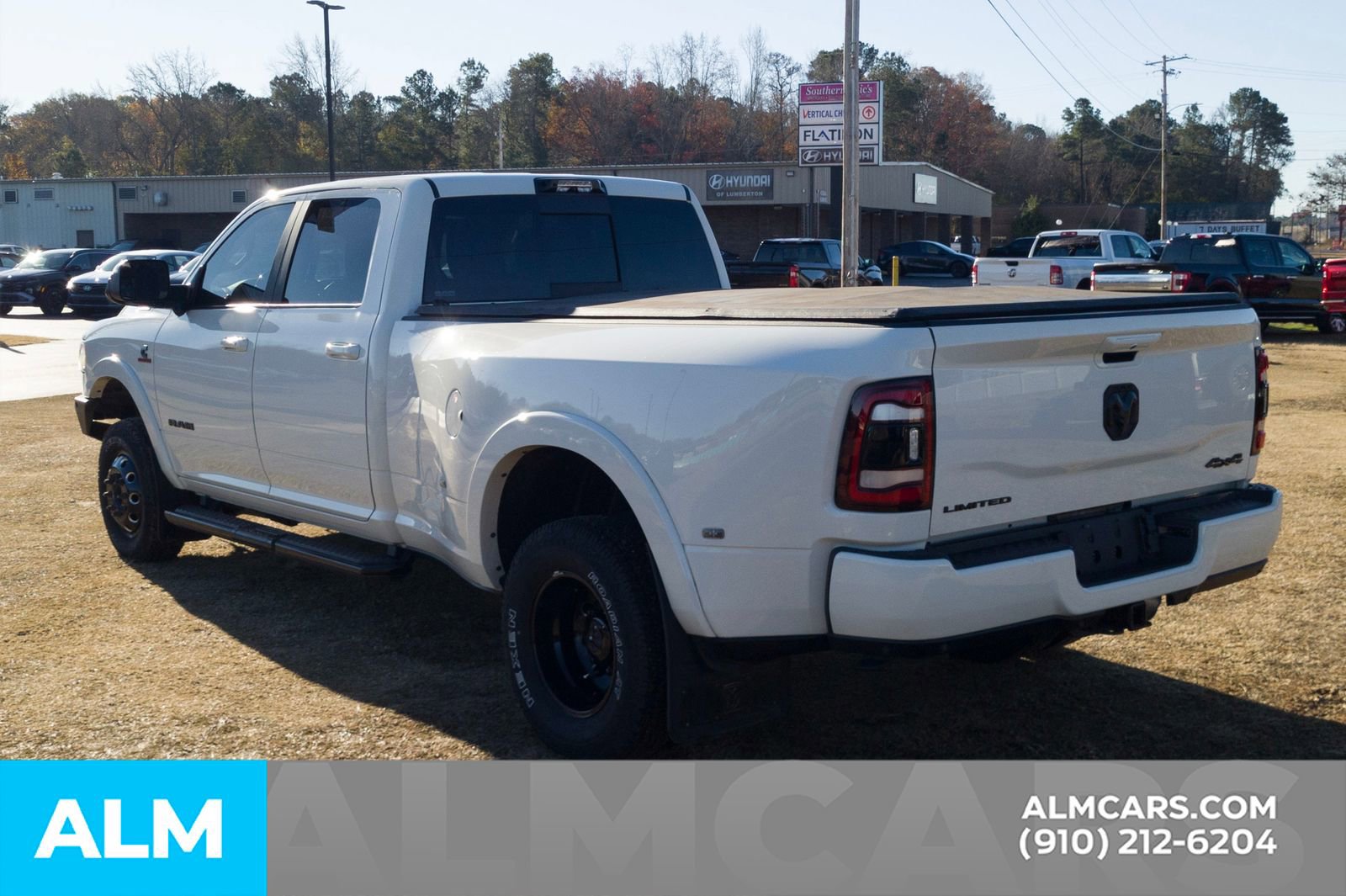 Used 2022 RAM 3500 Limited image 9