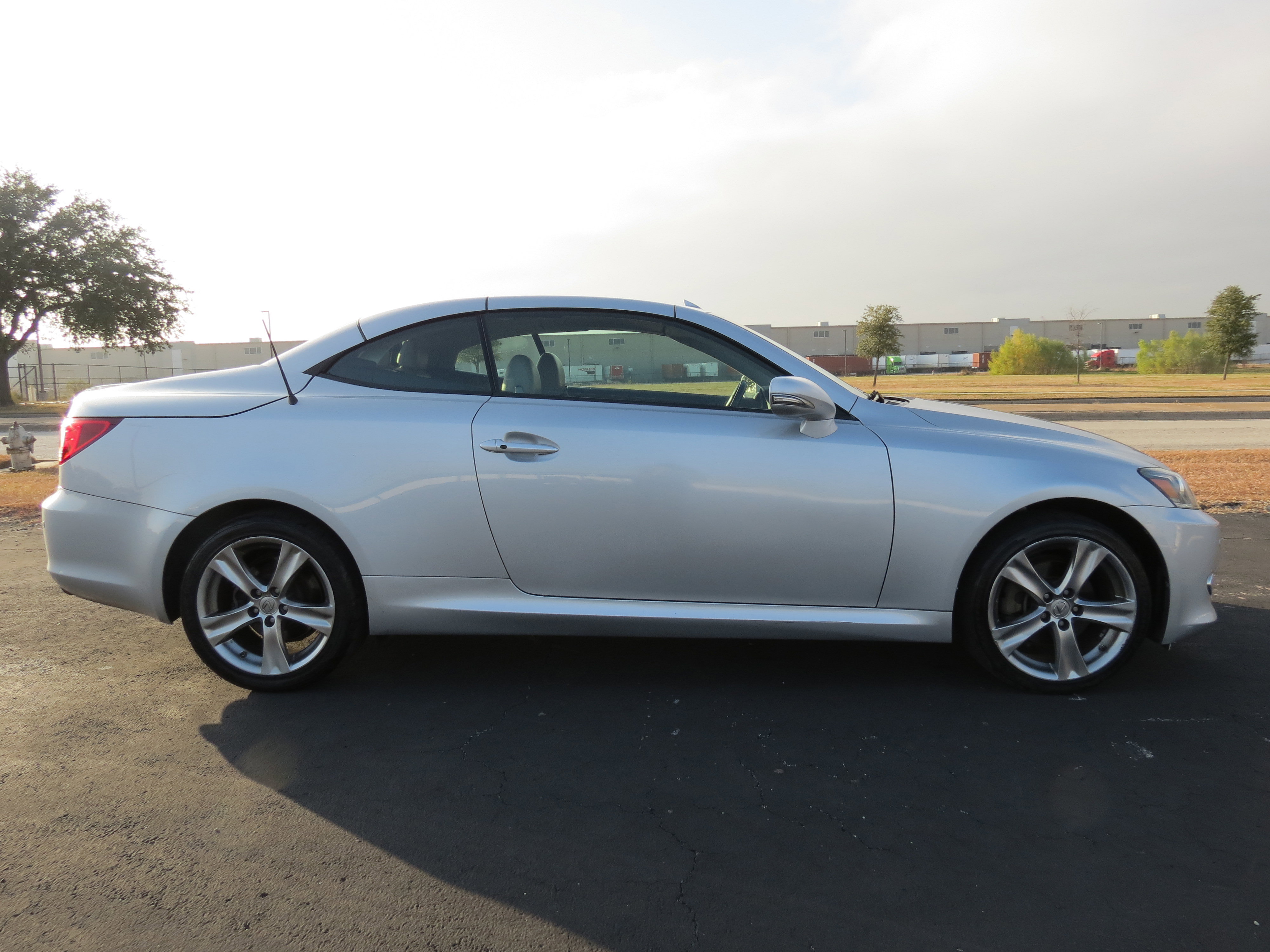 Used 2012 Lexus IS 250C image 11