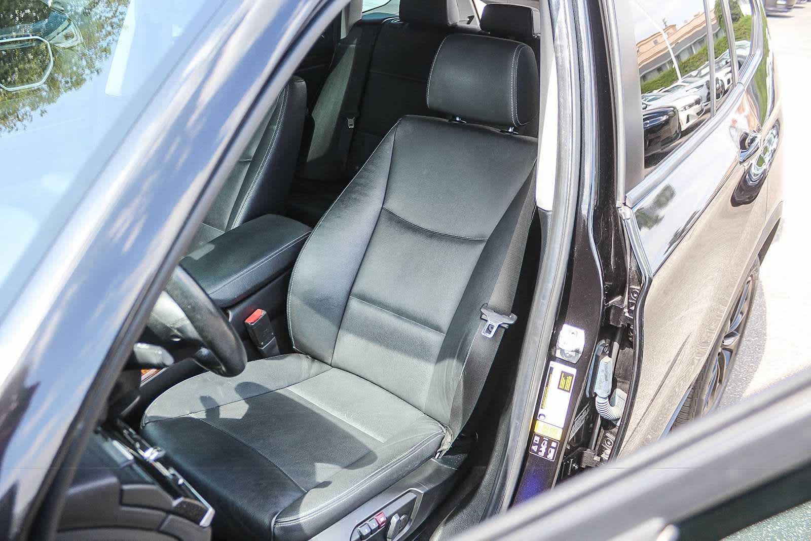Used 2017 BMW X3 sDrive28i RWD image 25