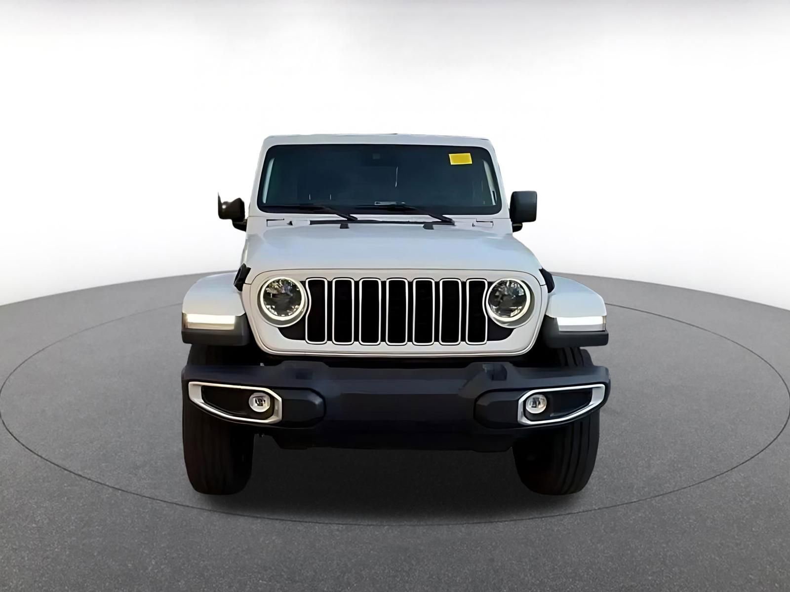 Used 2025 Jeep Wrangler Unlimited Sahara AWD/4WD image 5