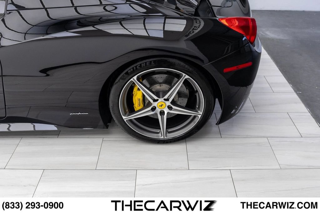 Used 2015 Ferrari 458 Spider RWD image 15