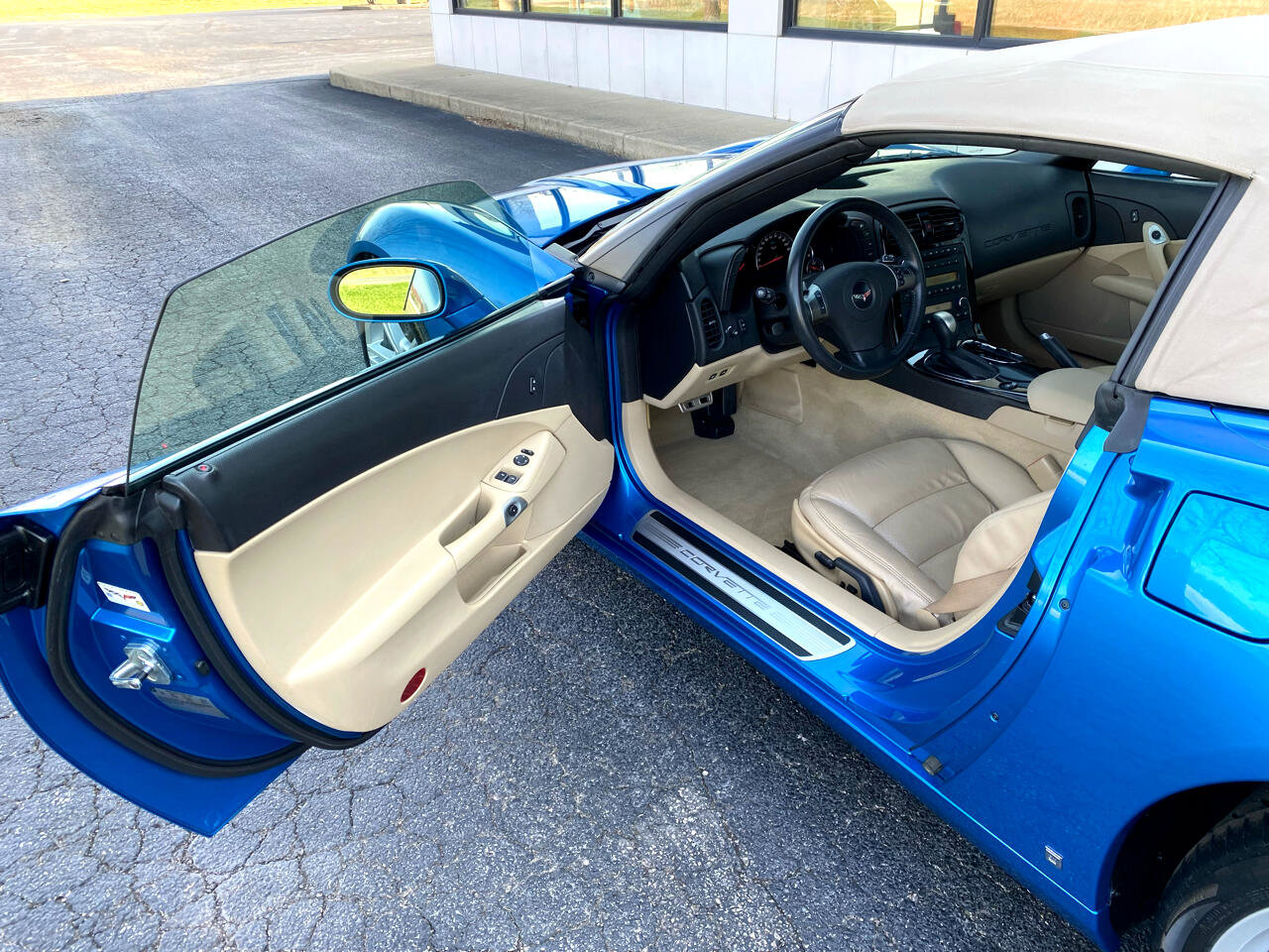 Used 2009 Chevrolet Corvette Convertible w/ Preferred Equipment Group image 22