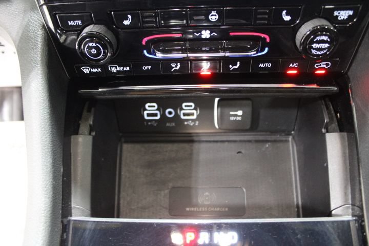 Used 2023 Jeep Grand Cherokee Altitude AWD/4WD image 50