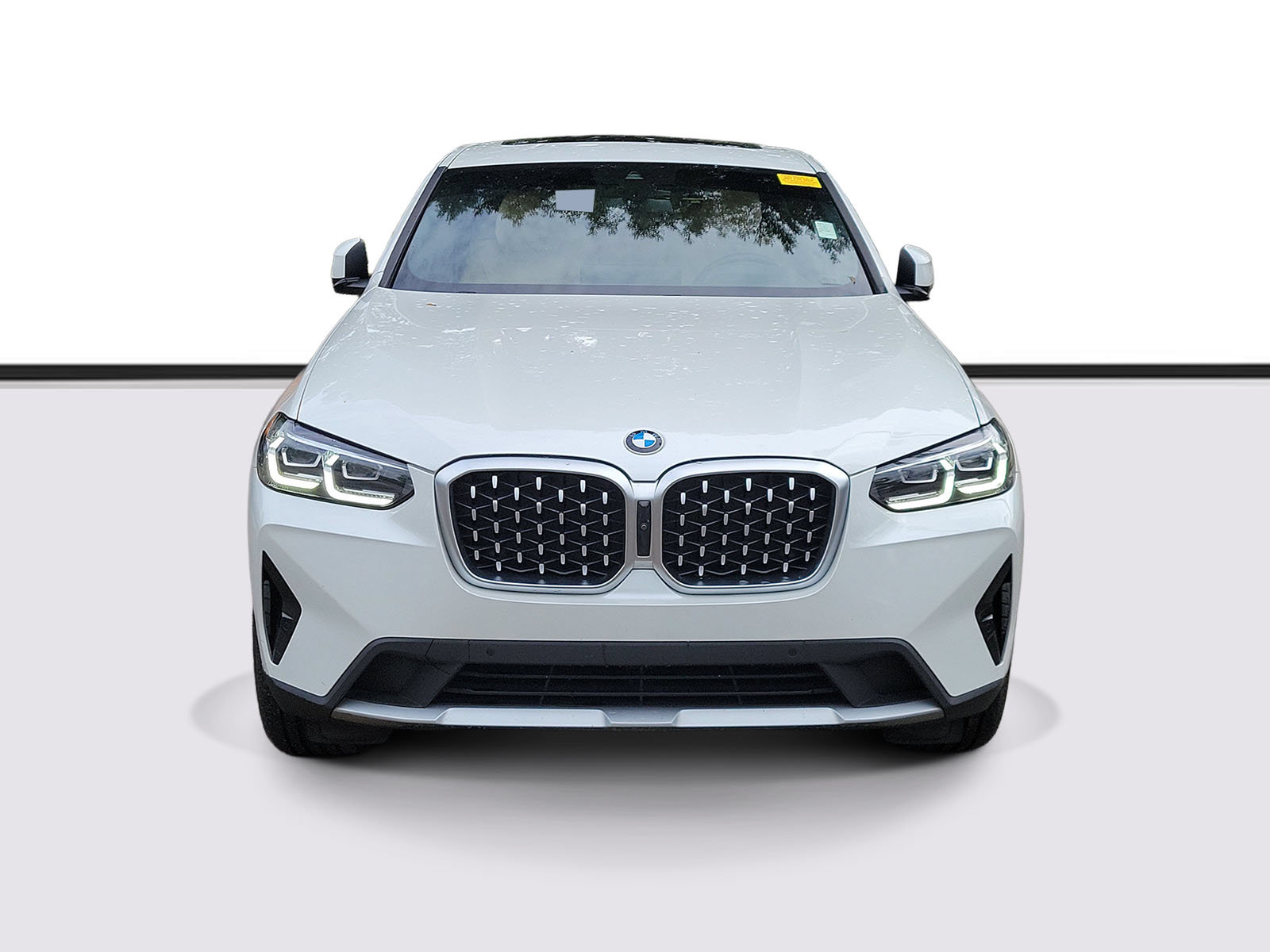 Certified 2025 BMW X4 xDrive30i w/ Premium Package AWD/4WD image 2