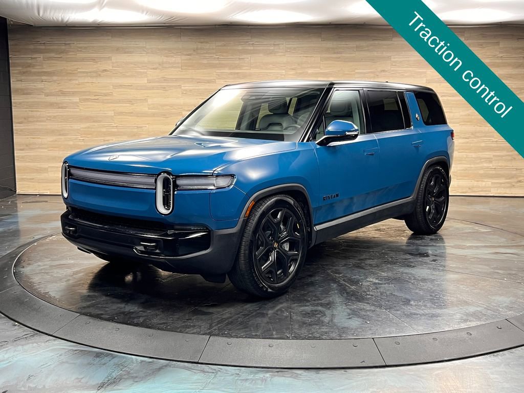 Used 2025 Rivian R1S Adventure AWD/4WD image 5