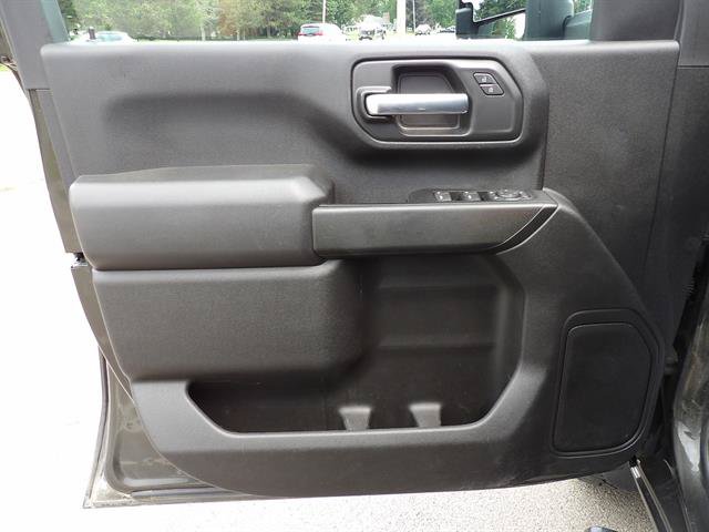Certified 2022 Chevrolet Silverado 2500 Custom w/ Custom Value Package AWD/4WD image 11