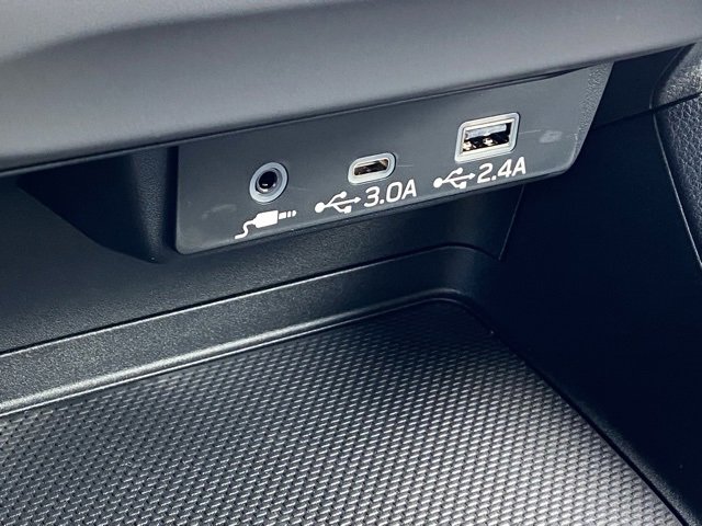 New 2025 Subaru Crosstrek 2.0i Premium image 17