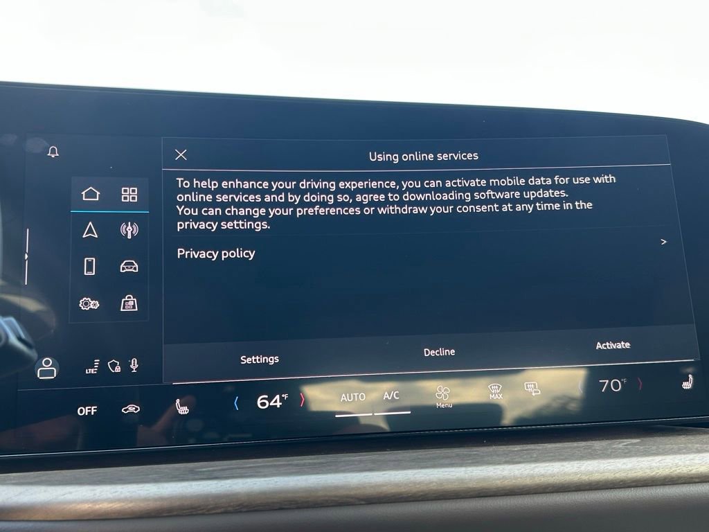 Used 2025 Audi Q5 Premium w/ Convenience Package image 35