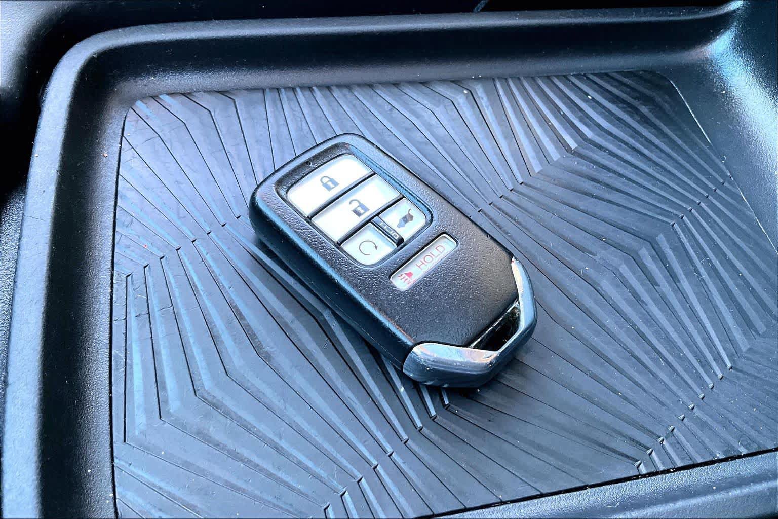 Used 2017 Honda CR-V Touring image 15