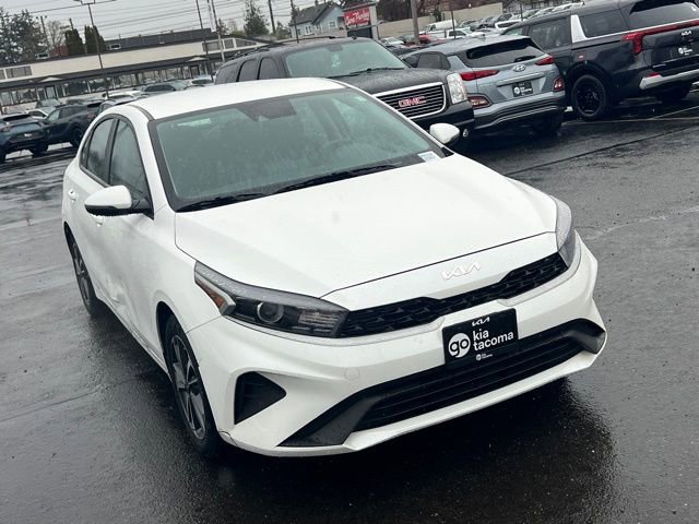 Certified 2023 Kia Forte LXS w/ LXS Technology Package FWD image 5