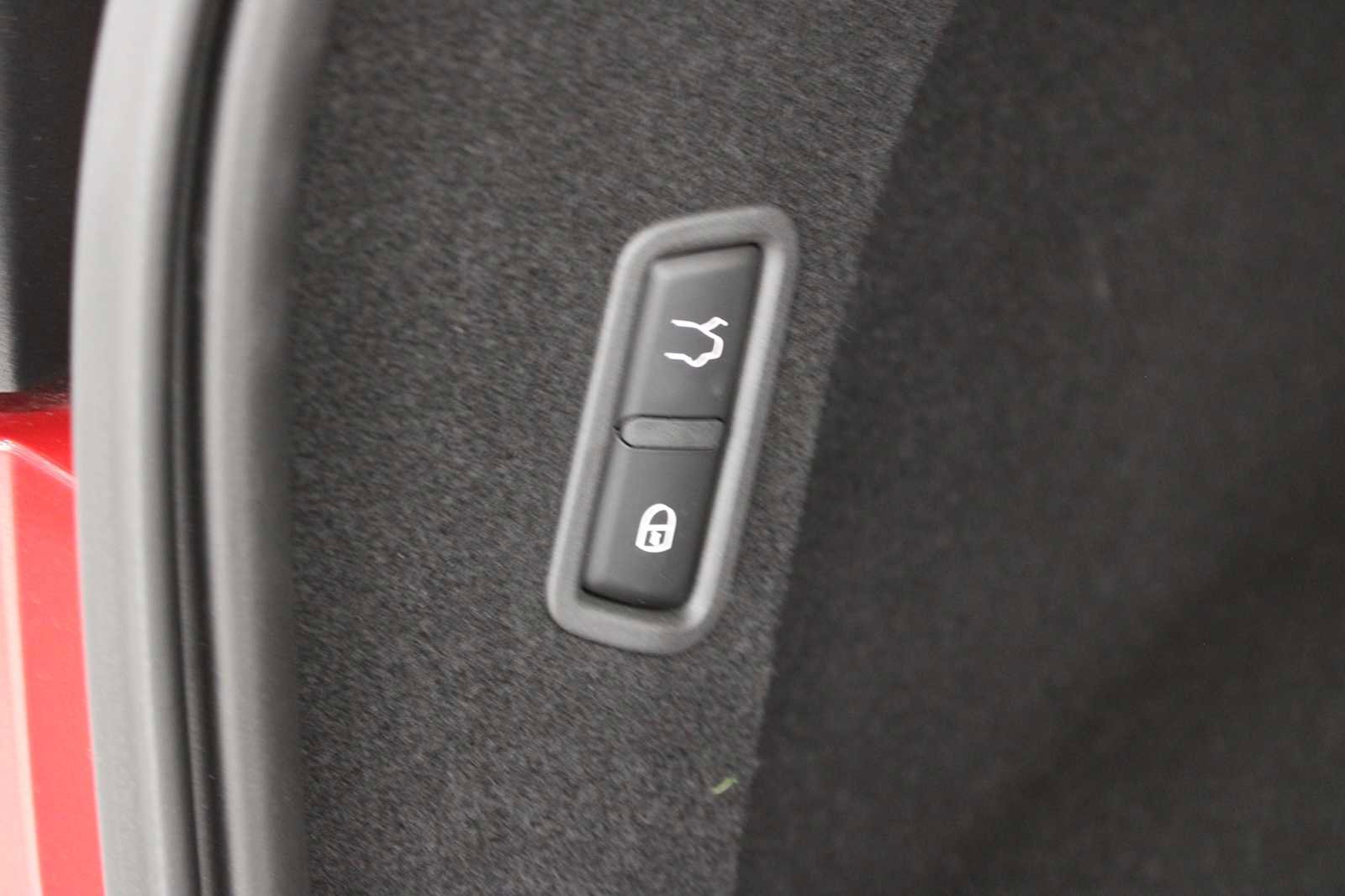 Used 2022 Maserati Levante Modena S image 18